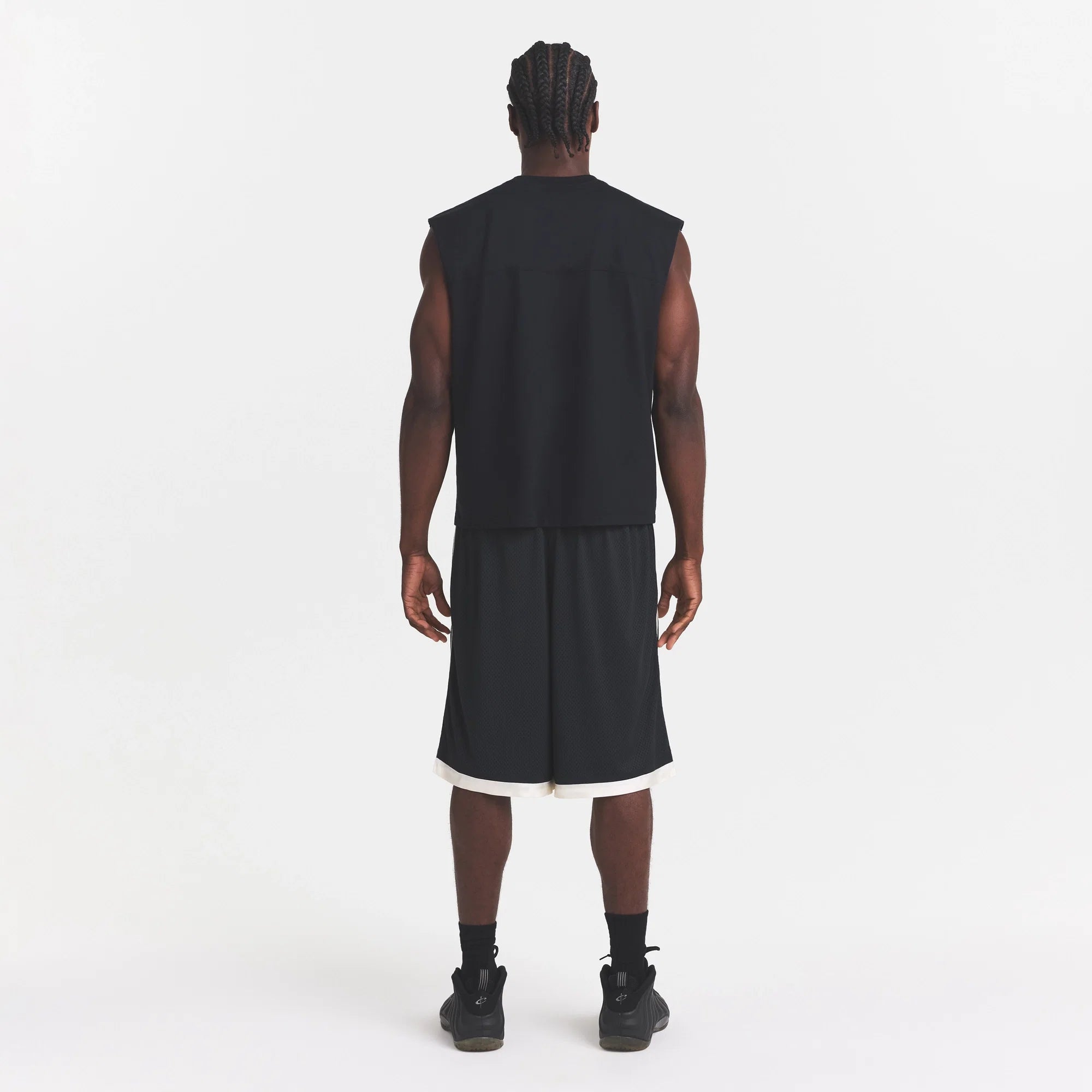 MESH APPAREL MENS LONG SHORT | ONYX